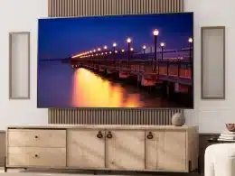 LG Pantalla UHD AI ThinQ 55 Pulgadas 4K Smart TV 2024 55UT8050PSA