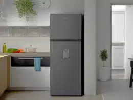 Refrigerador Hisense Top Mount 16 Pies Negro RT16N6BDX